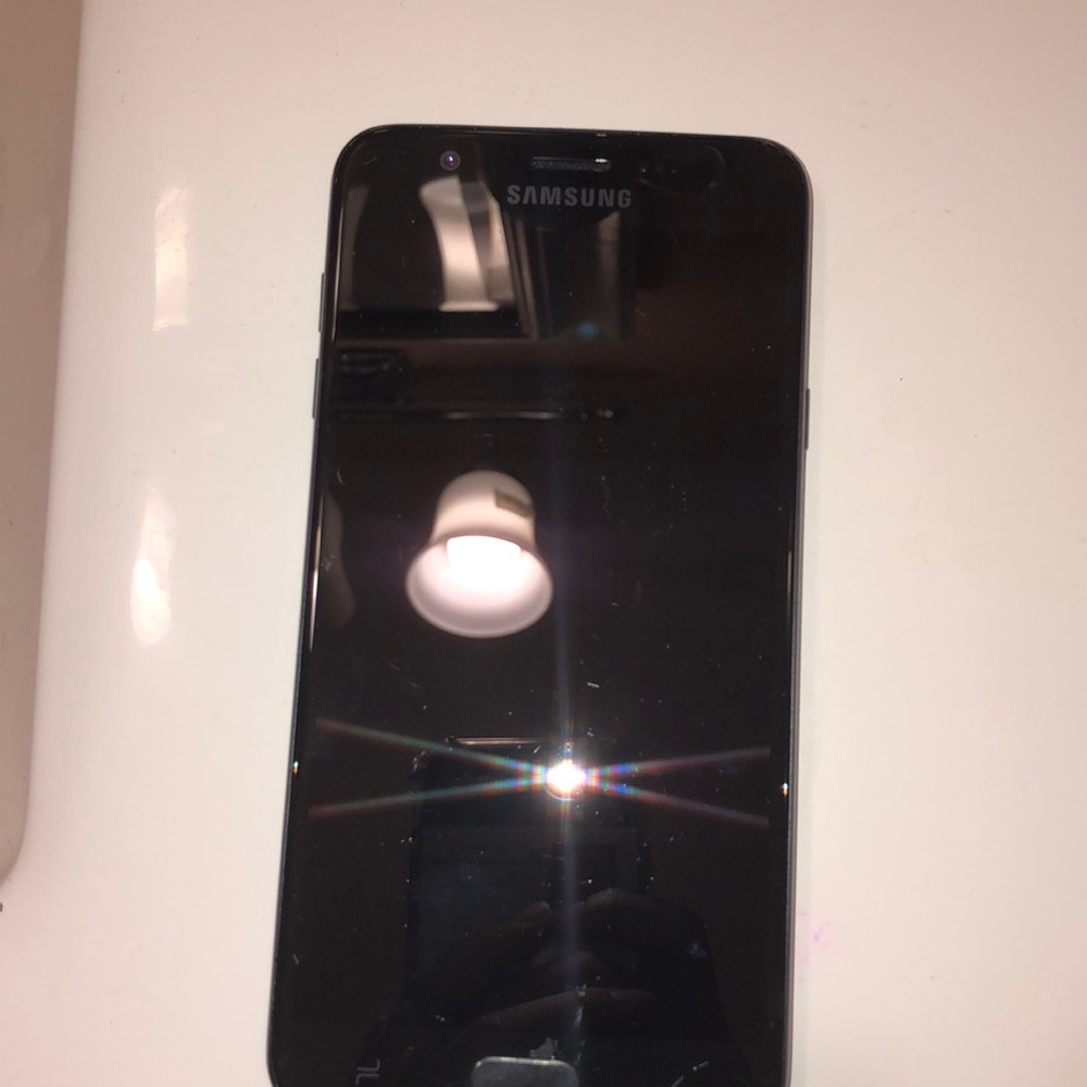 6 month old jc 7 crown  Samsung